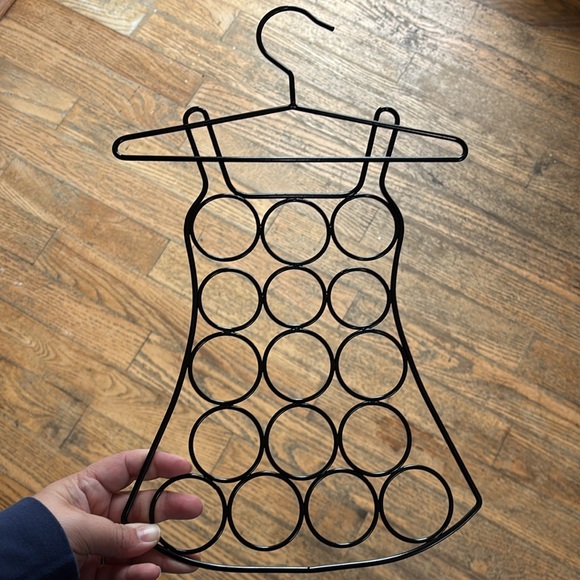 Scarf/belt hanger - Picture 2 of 2